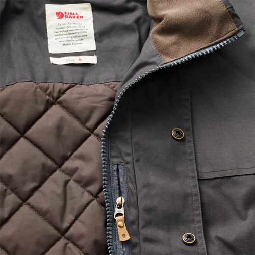 FJÄLLRÄVEN Sörmland Bélelt Dzseki m